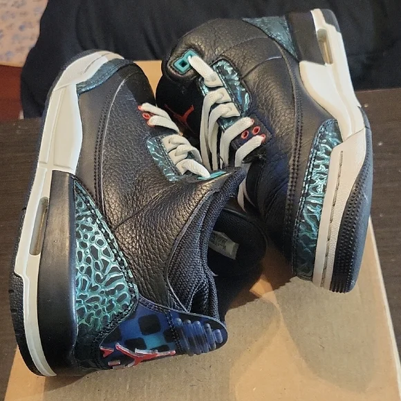 Jordan 3 Retro SE Rare Moto (GS) Boys 5Y Girls 6.5 EUC - Picture 7 of 10